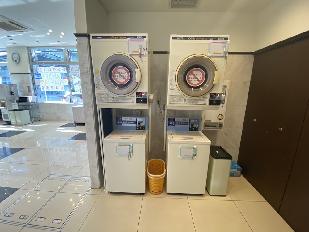 Toyoko Inn Hakata-eki Bus Terminal Mae 28/33