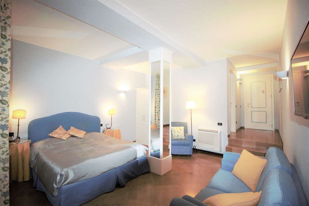 La Valletta Relais 9/38