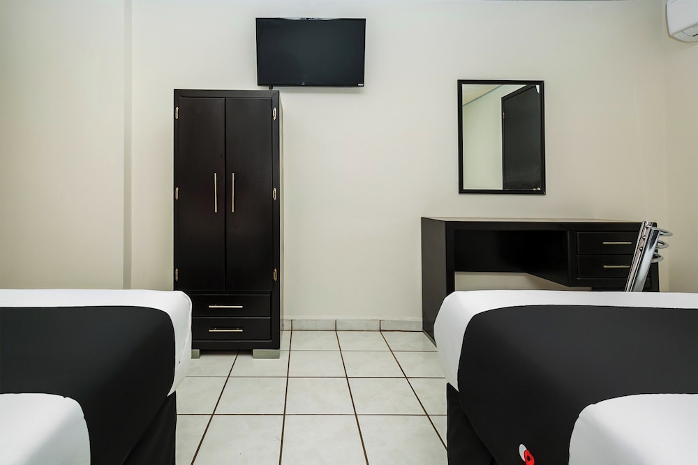 Capital O Hotel Victoria Morelia 46/55
