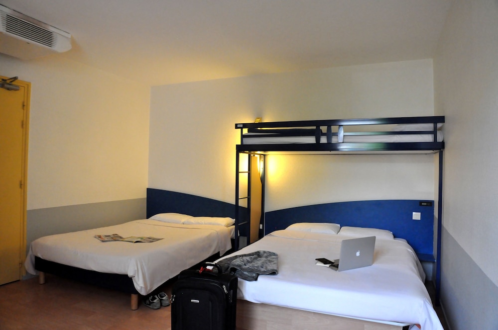 Ibis Budget Rennes Cesson 43/63