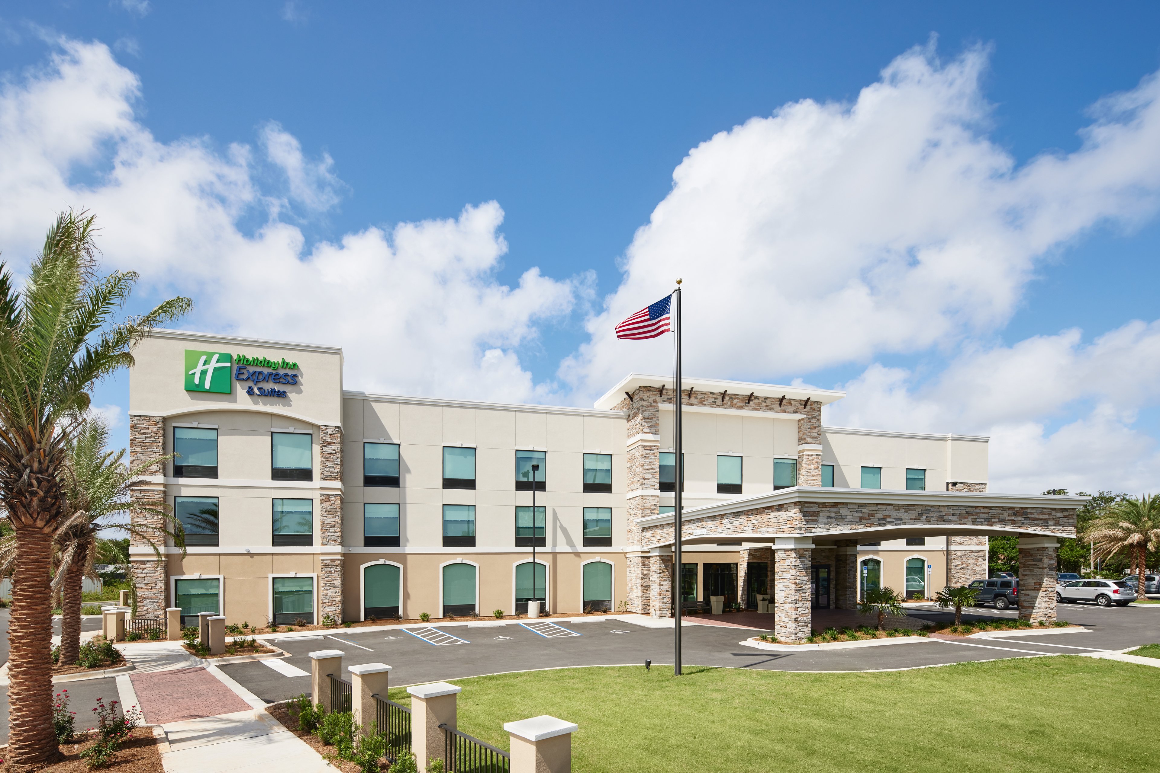 Holiday Inn Express & Suites Gulf Breeze Pensacola Area 7/52