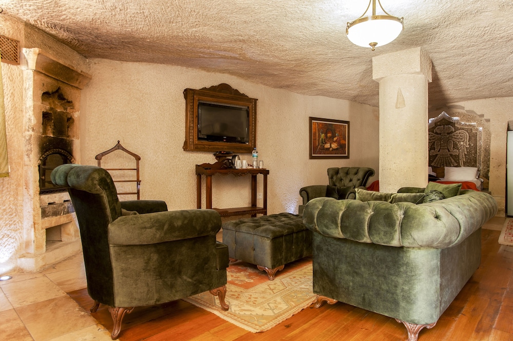 Ottoman Cave Suites 52/77