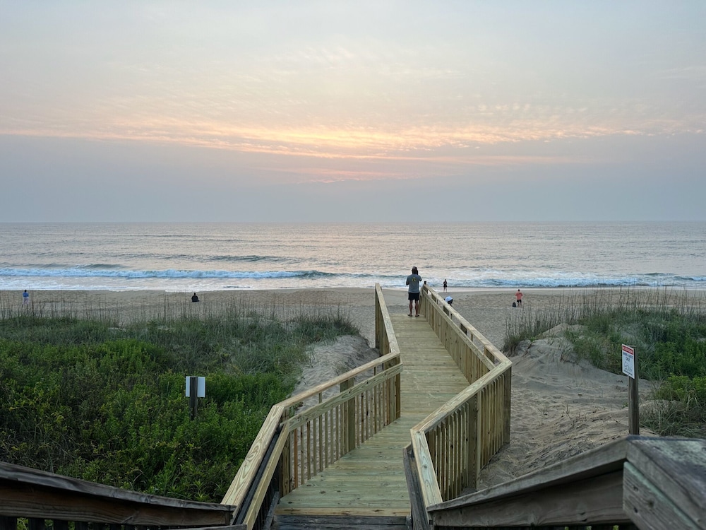 Outer Banks Beach Club 44/51