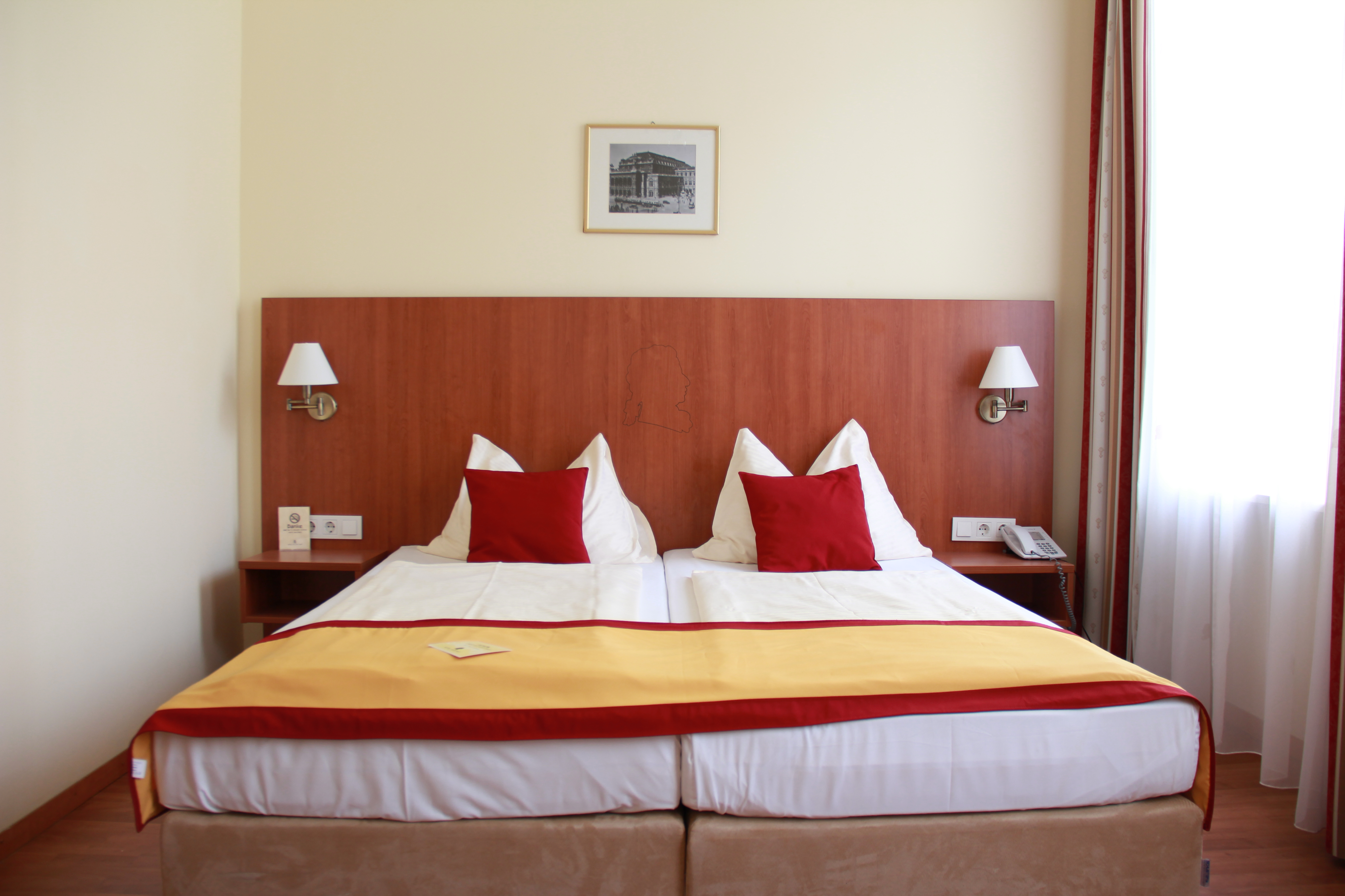 غرفة مزدوجة، Mozart Hotel 4/10