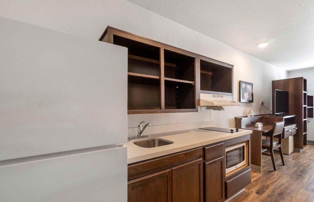 Extended Stay America Suites - Clearwater 43/44