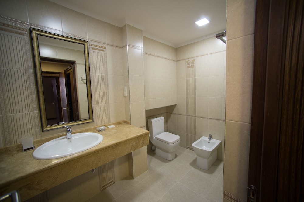 Boulevard Hotel 41/41