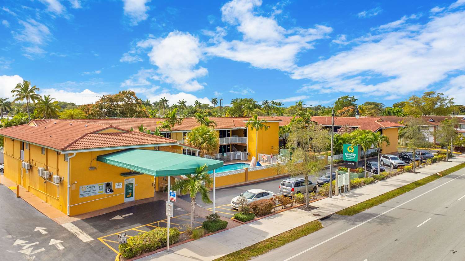 Quality Inn and Suites Airport Cruise Port Hollywood 46/55