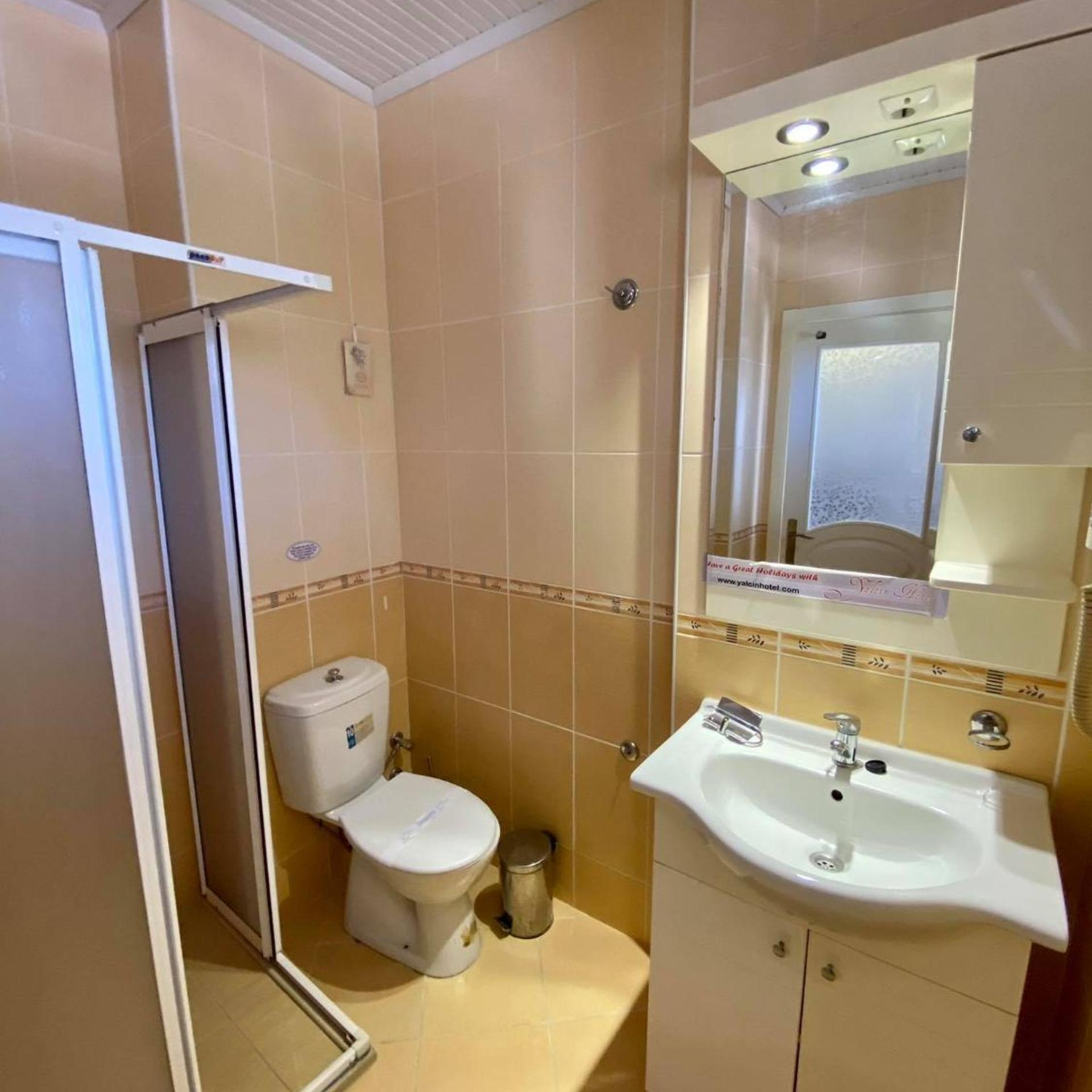 Erkan Tumen Yalcin Hotel 42/50