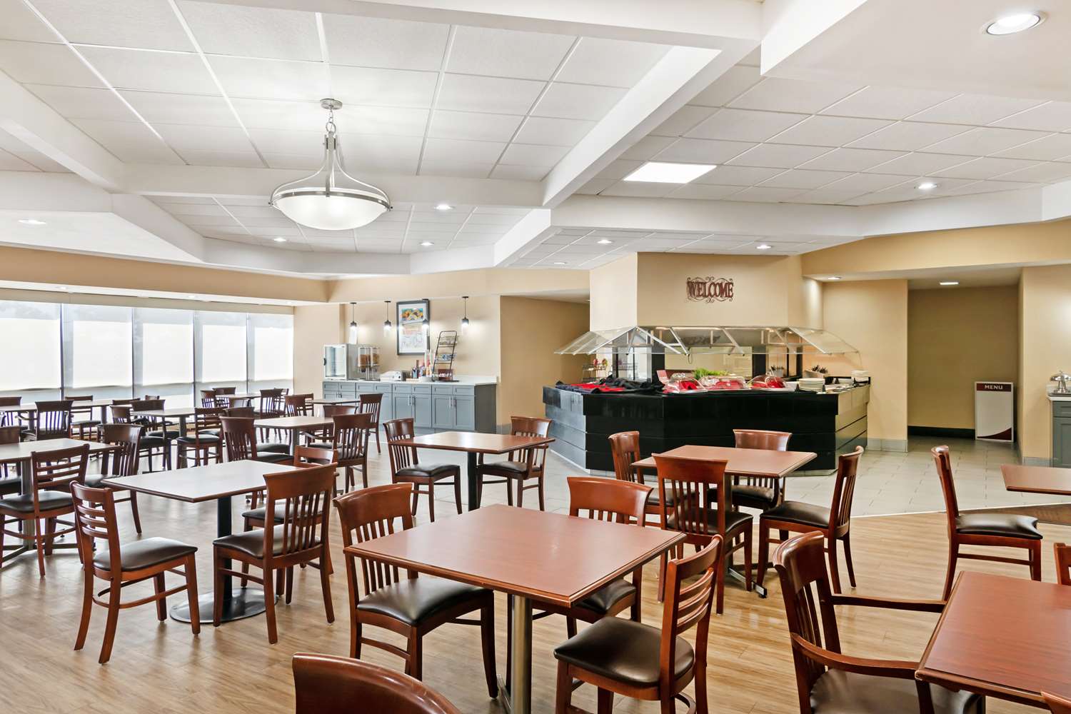 restaurant cafeteria