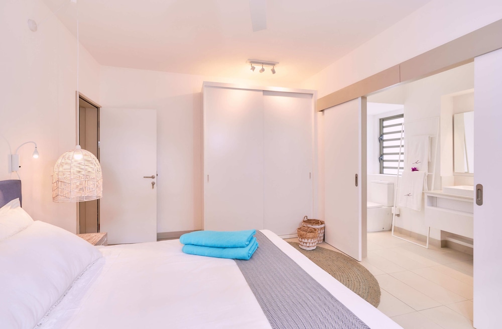 Les Estivales Beachfront Suites & Penthouses By Lo 21/48