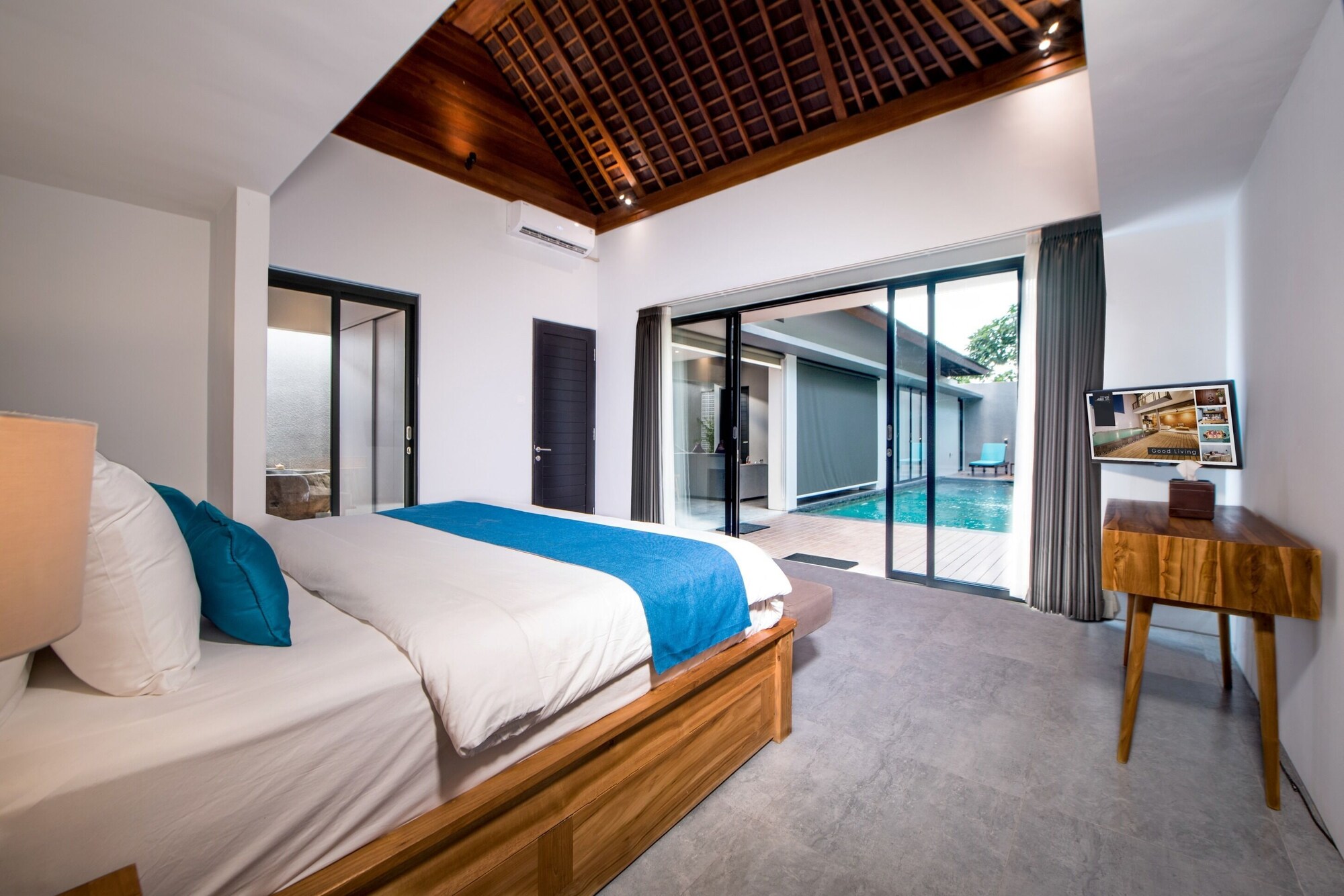 2 BEDROOMS, VILLA, PRIVATE POOL