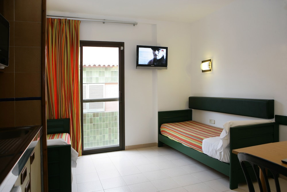 Apartamentos Rosanna 18/36