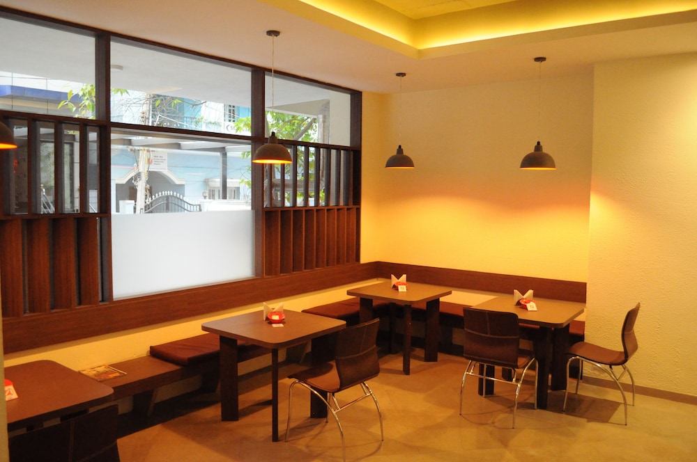 Ixora Suites 37/46