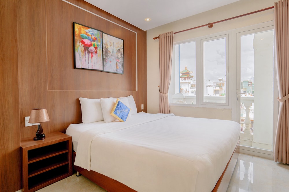 C'Lavie Hotel - Saigon Airport Hotel 18/50