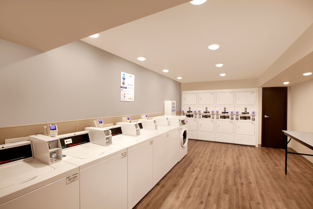 WoodSpring Suites Dallas Plano Central Legacy Drive 6/29