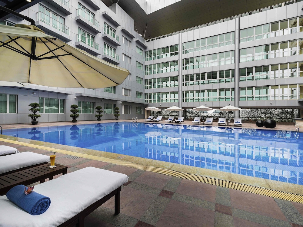 Pullman Guangzhou Baiyun Airport Hotel 35/77