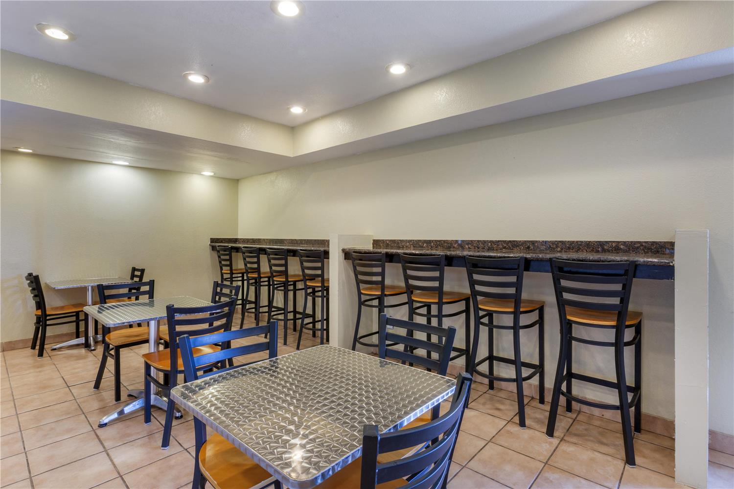 SureStay by Best Western Chambers Petrified Forest 15/17