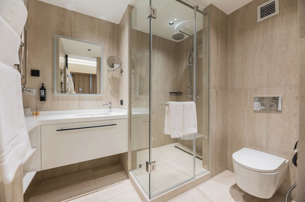 Almaty Hotel 46/50