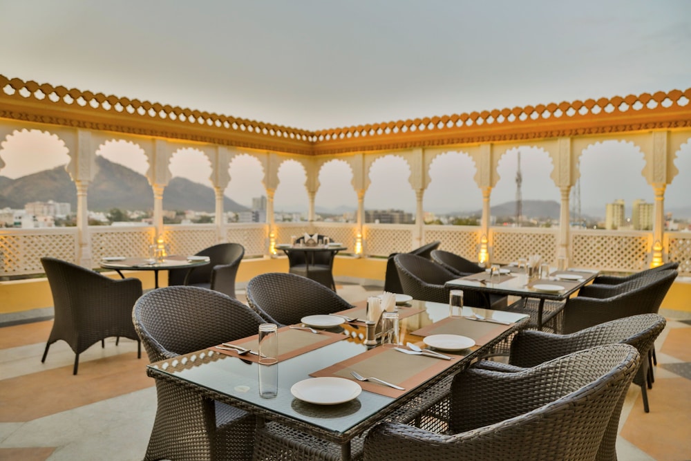 Sterling Balicha, Udaipur 36/55