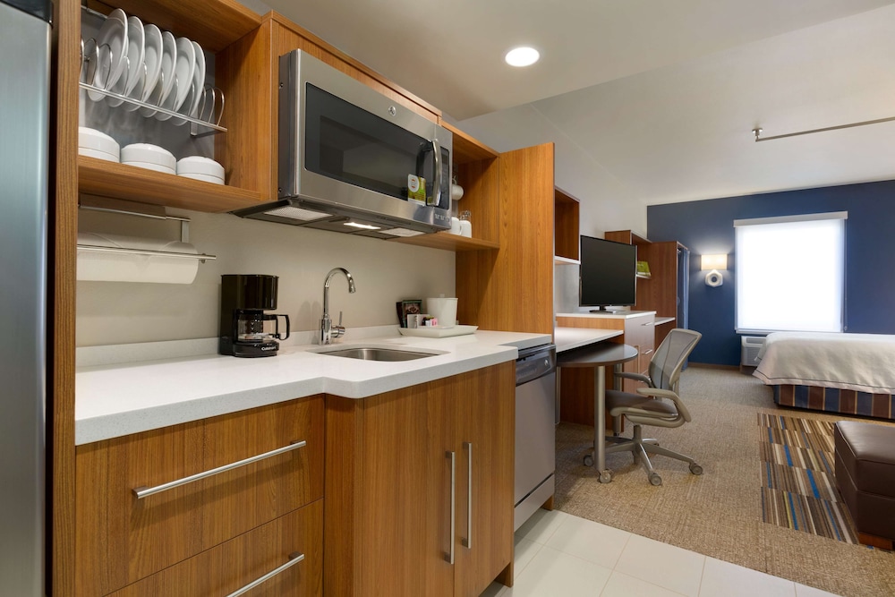 Home2 Suites By Hilton Phoenix Glendale Westgate 35/40