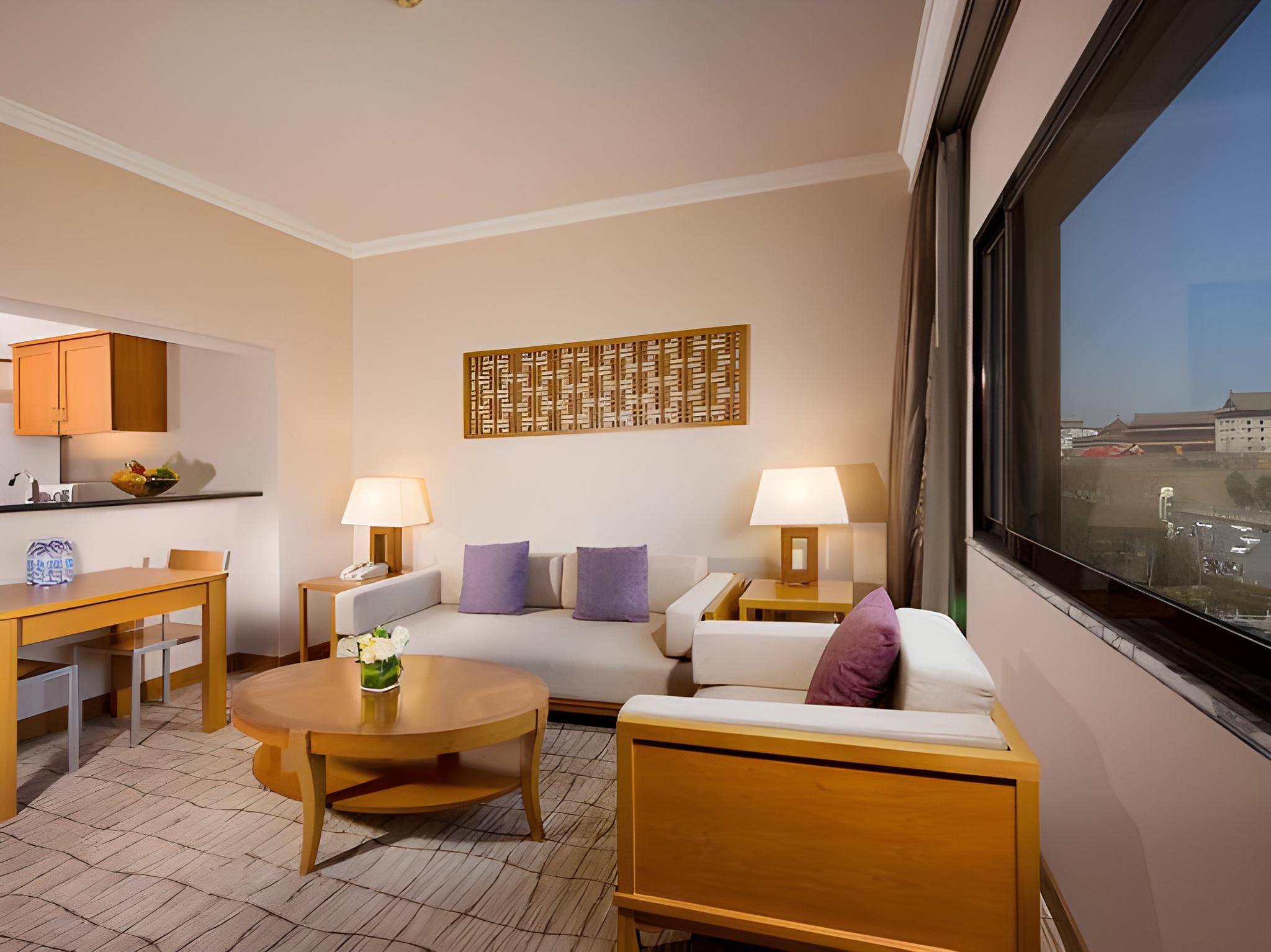 Suite, Twin Beds