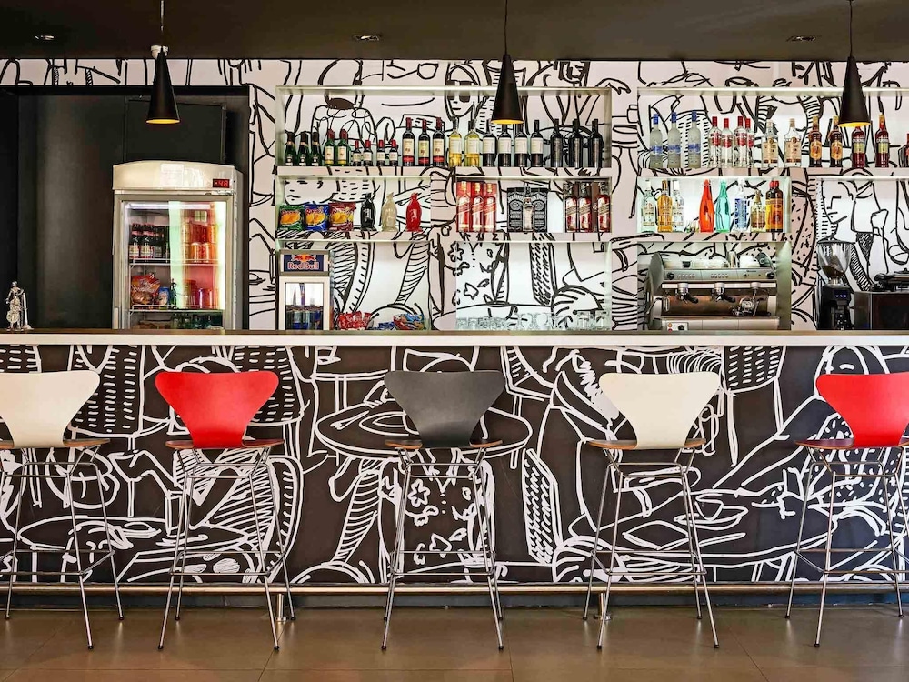 Ibis Goiania photo2