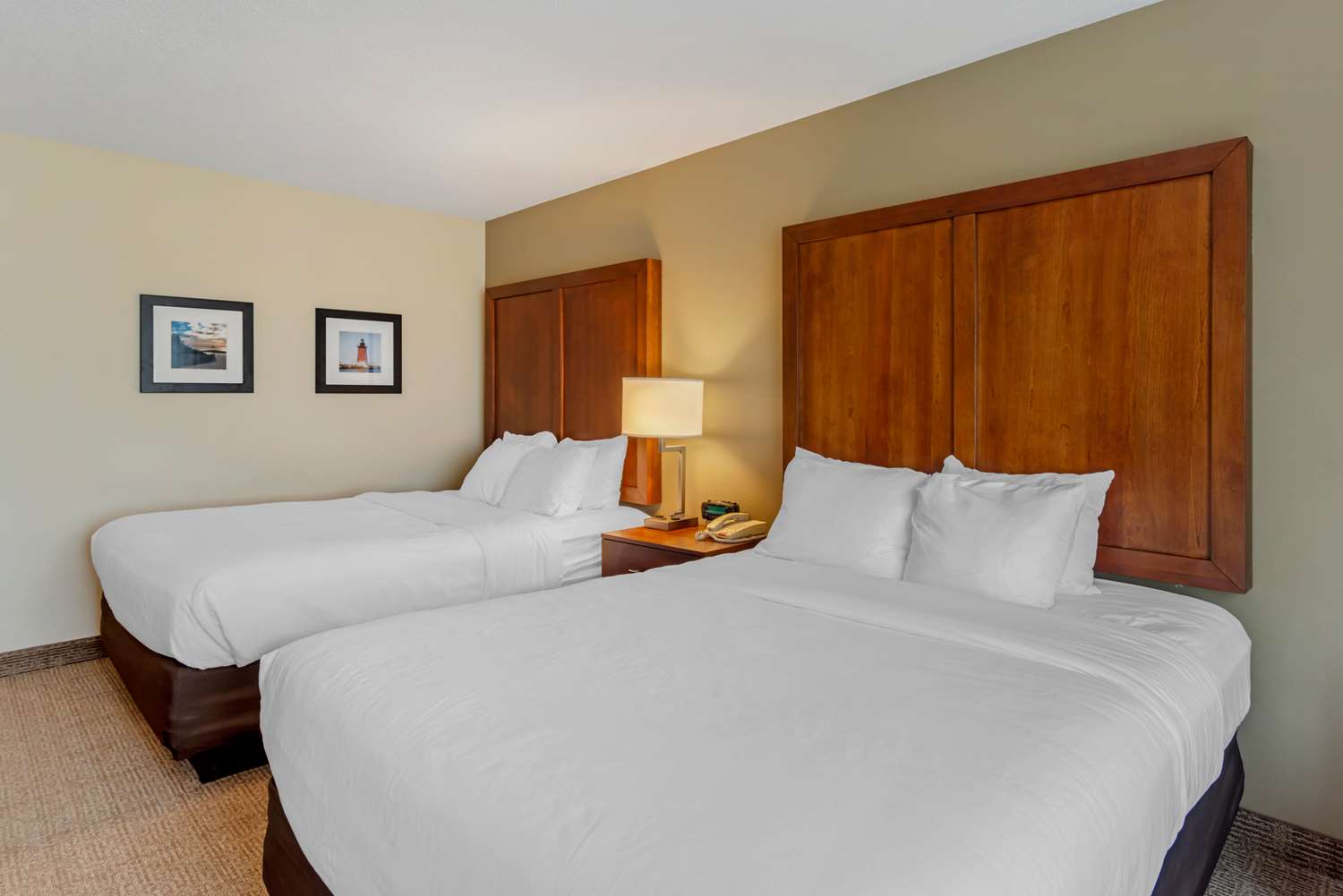 غرفة بسريرين كوين لذوي الإعاقة، Comfort Inn & Suites Dover near Speedway 2/2