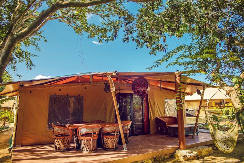 Serenity Authentic Glamping Tulum 3/89