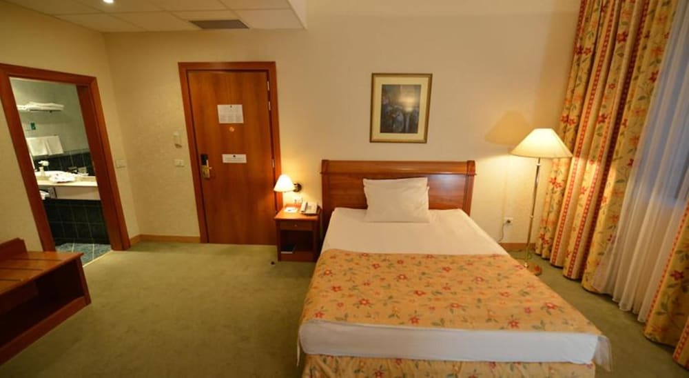Hotel Turist 13/38