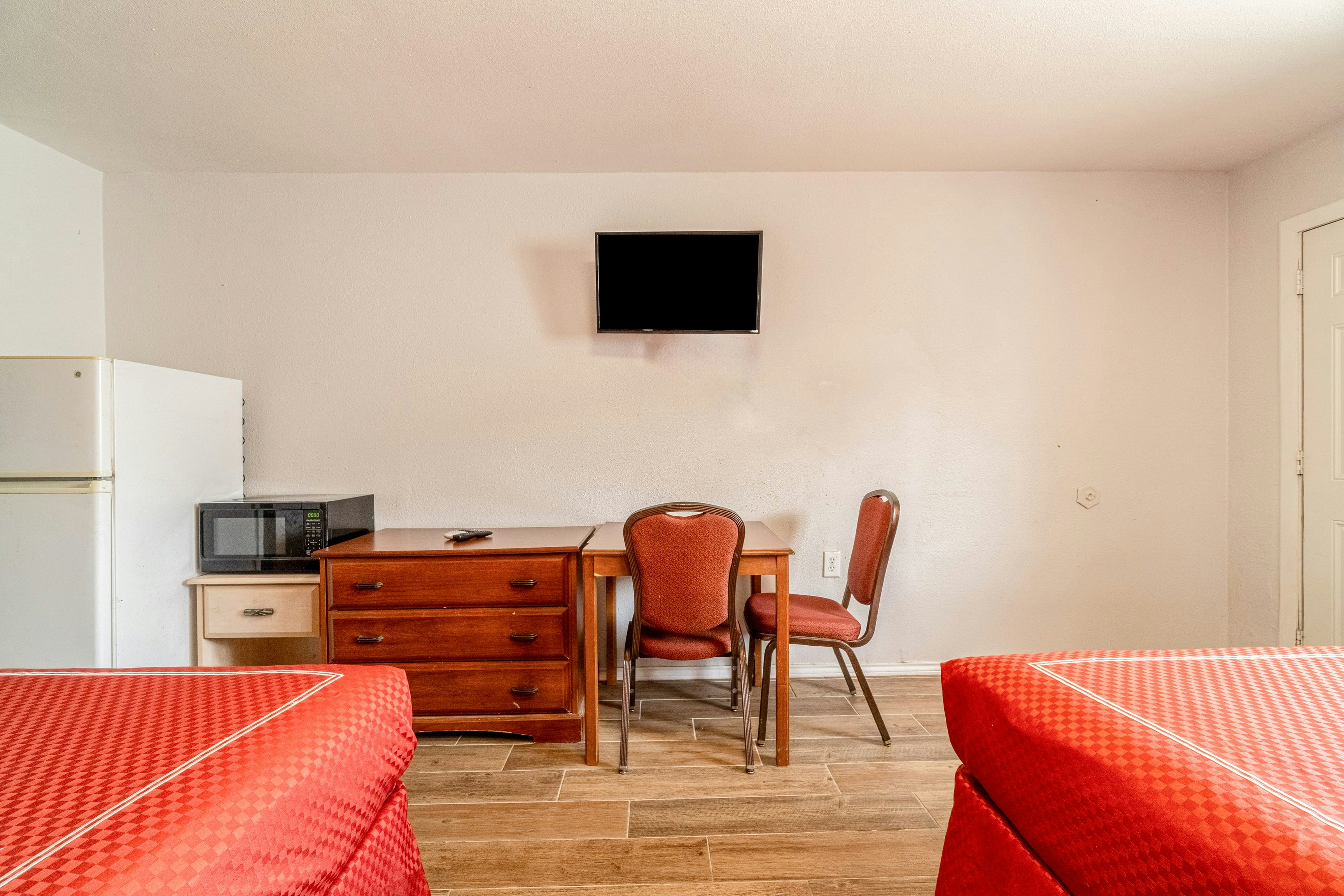 OYO Budget Inn Falfurrias Hwy 281 27/50