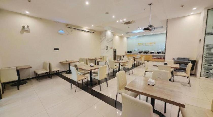 City Comfort Inn Wuhan Sanjiaohu Metro Station 46/50