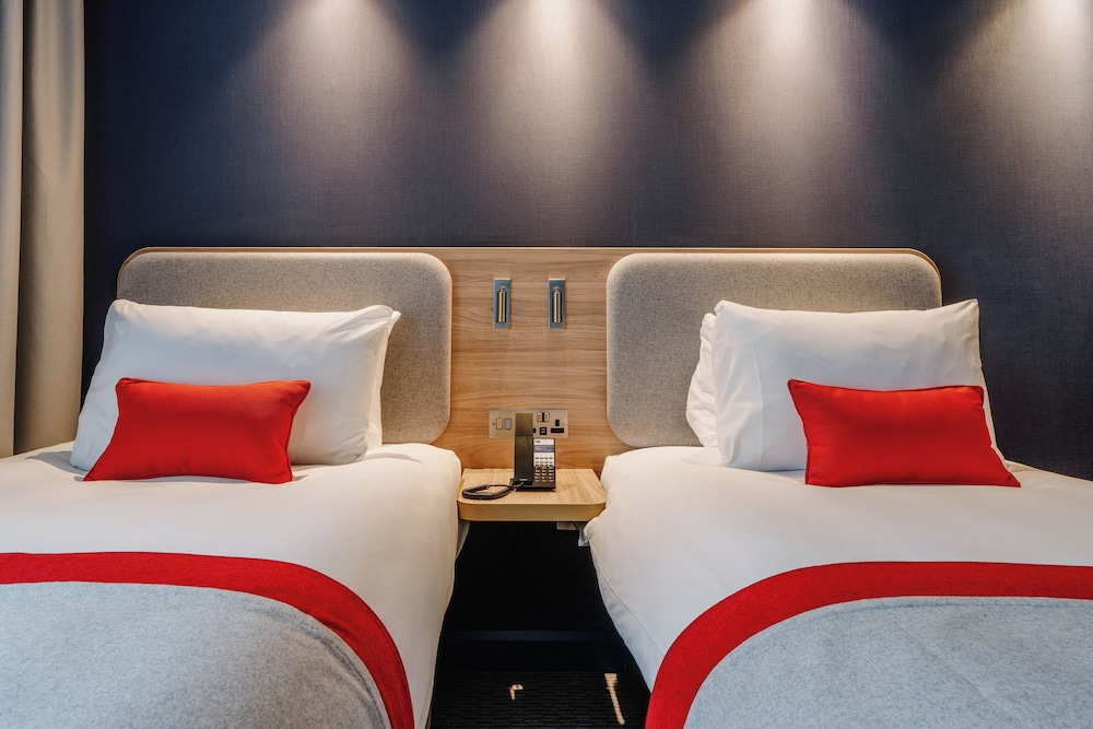 Holiday Inn Express Liverpool Central an IHG Hotel 14/30