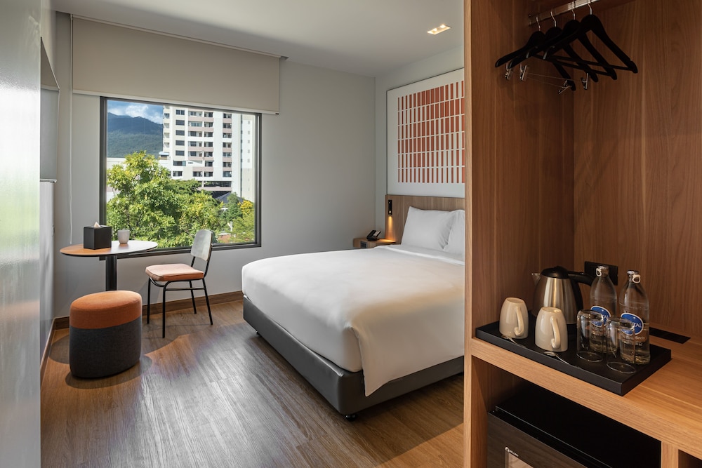 ibis Chiang Mai Nimman Journeyhub 12/42