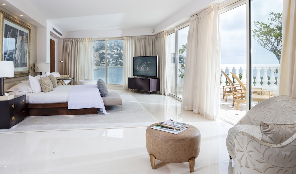 Cap Estel 29/77
