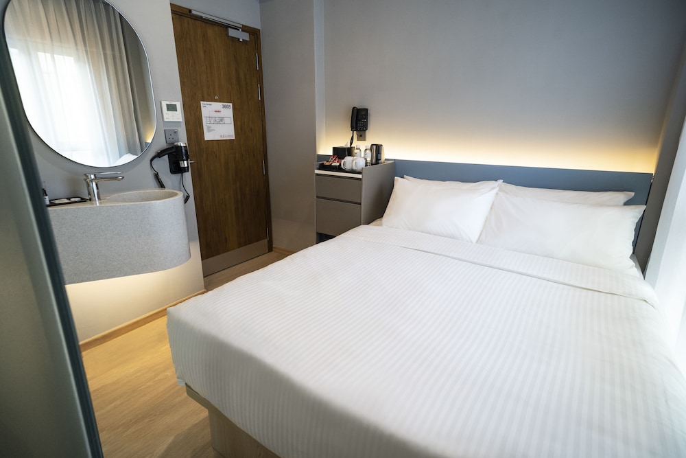 GARDEN, DELUXE, QUEEN BED, NEW WING
