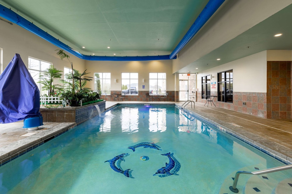 Comfort Suites Troy-I75 5/69