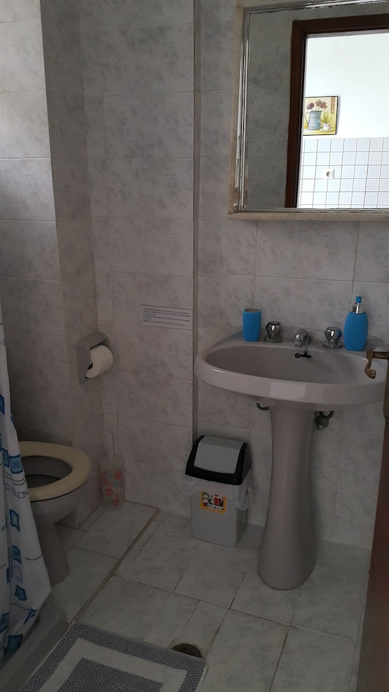 Maroula Blue Studios And Suites 30/70