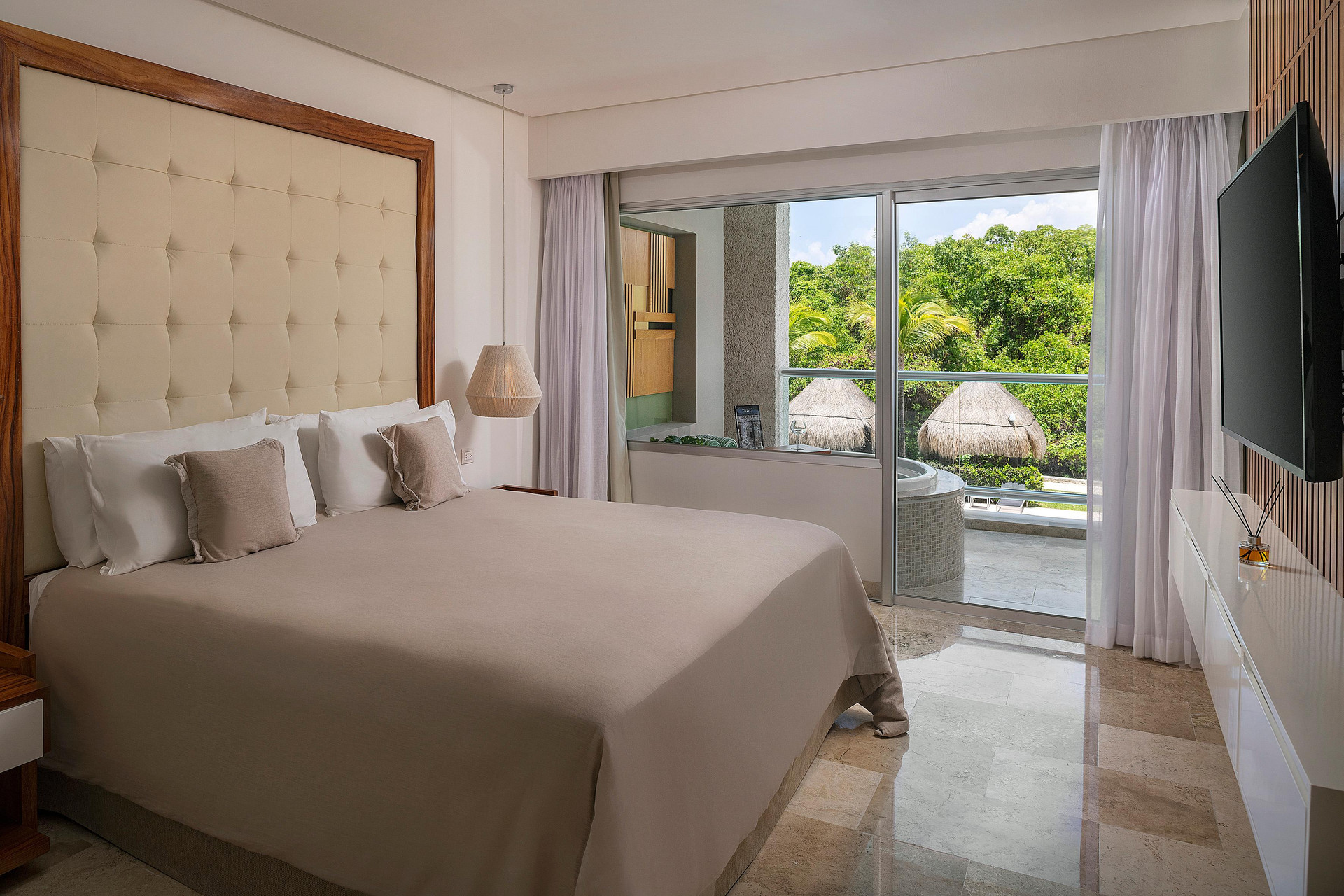 Master, Suite, Garden View