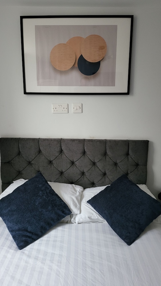 Argyle Square Hotel 40/50