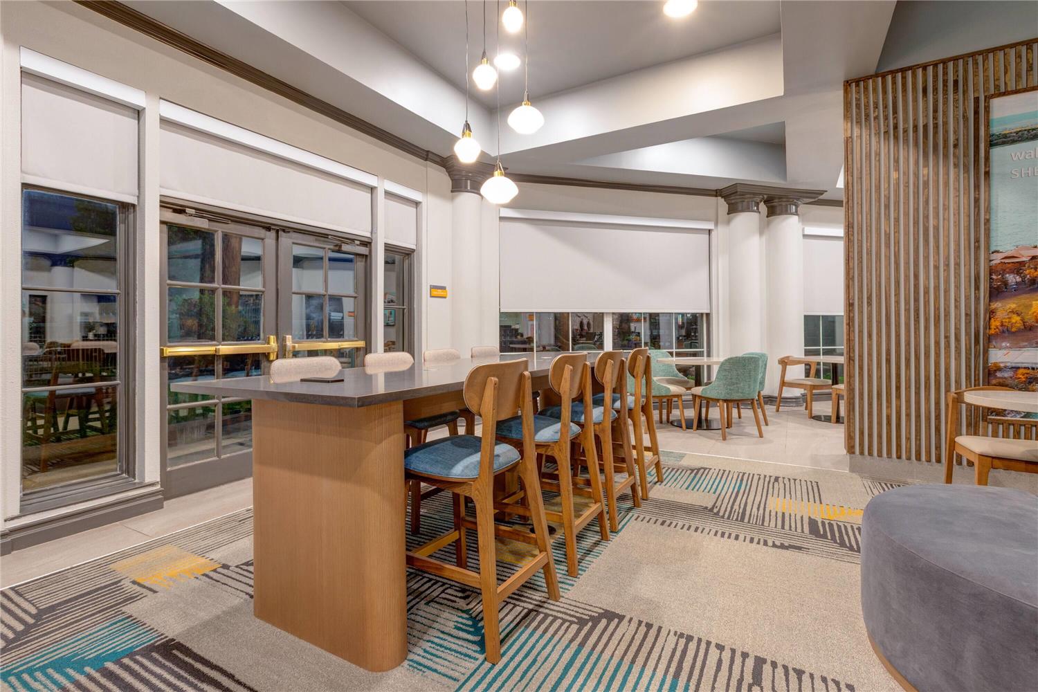 La Quinta Inn And Suites By Wyndham Sherman 17/29