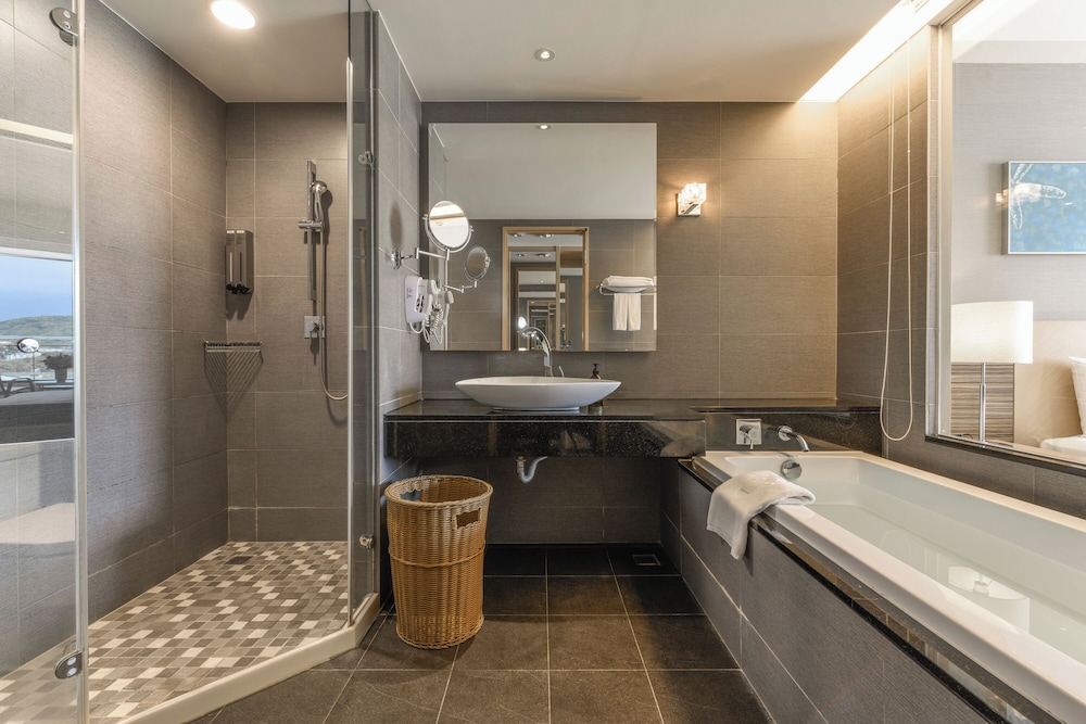 غرفة ديلوكس بسرير كينج، Lakeshore Hotel Hualien 9/10