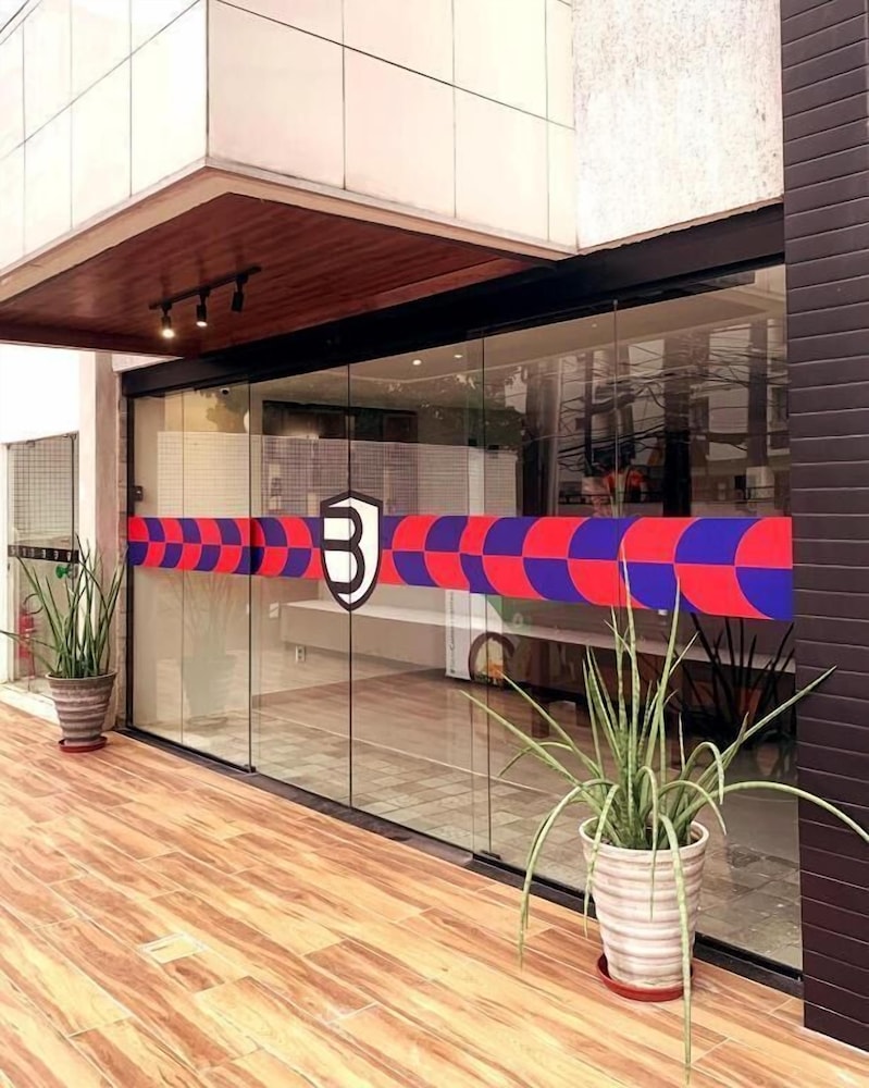 Duble Hotel 3/60