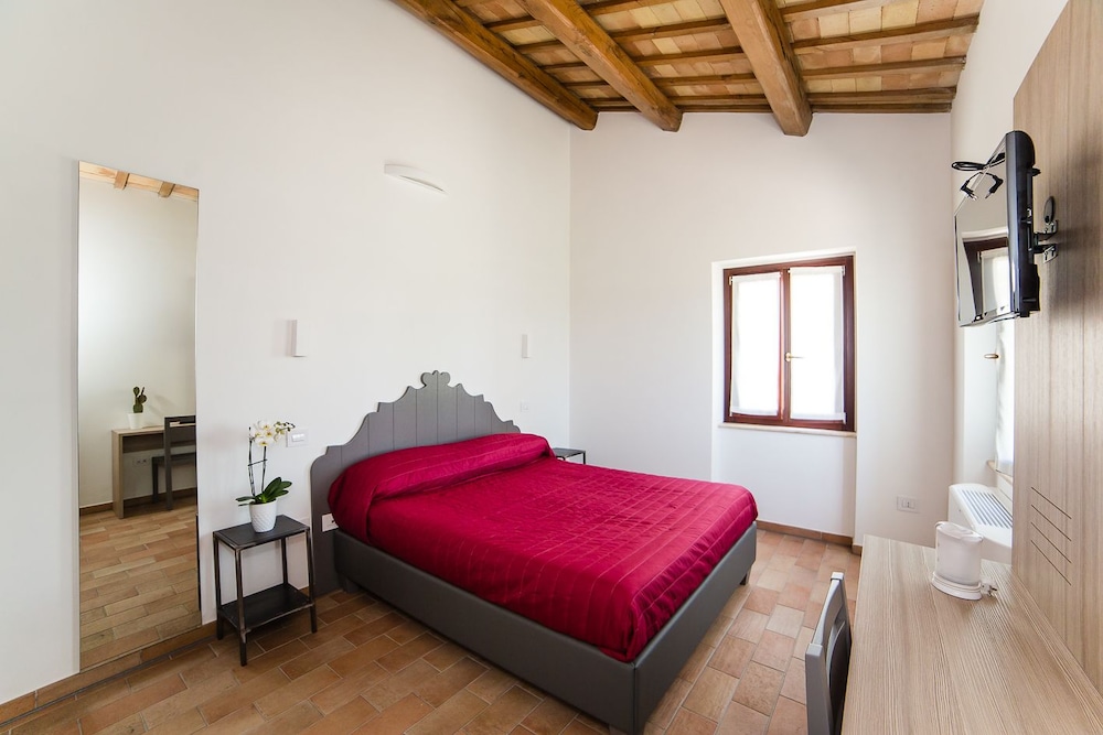Moretti Country House 13/47