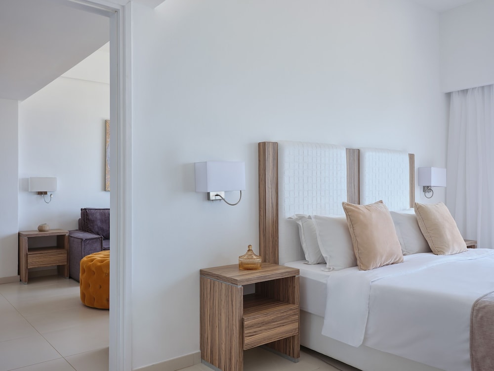 Atlantica Sea Breeze - Adults Only 14/50