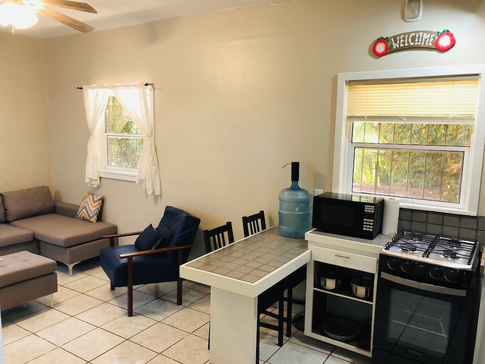 Mariposa Lodge 34/74