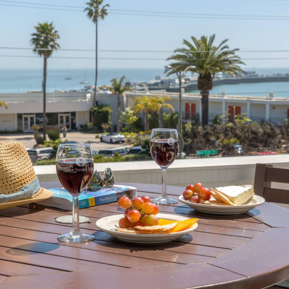West Cliff Inn - A Four Sisters Inn 50/59