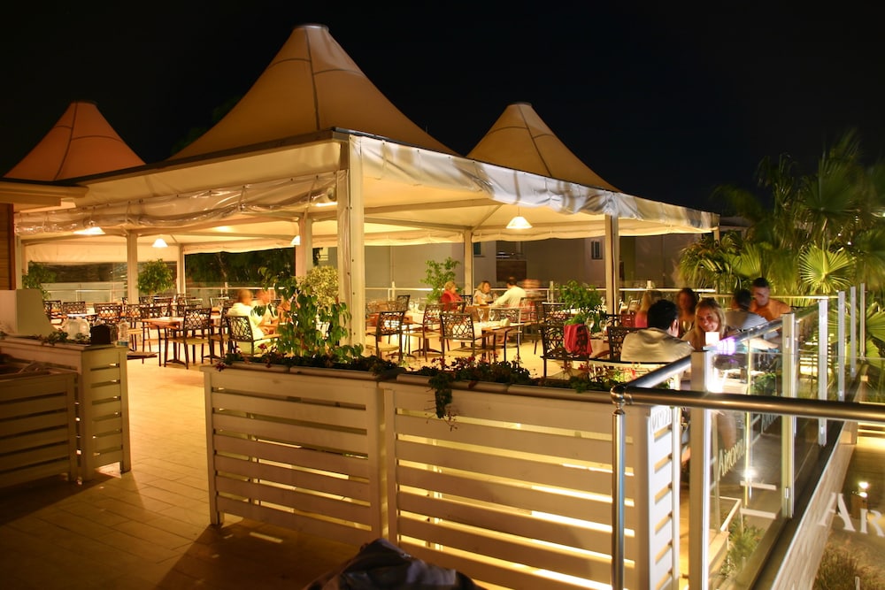 Armonia Holiday Village And Spa