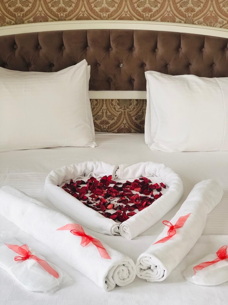 HANZADE PARK HOTEL 26/38