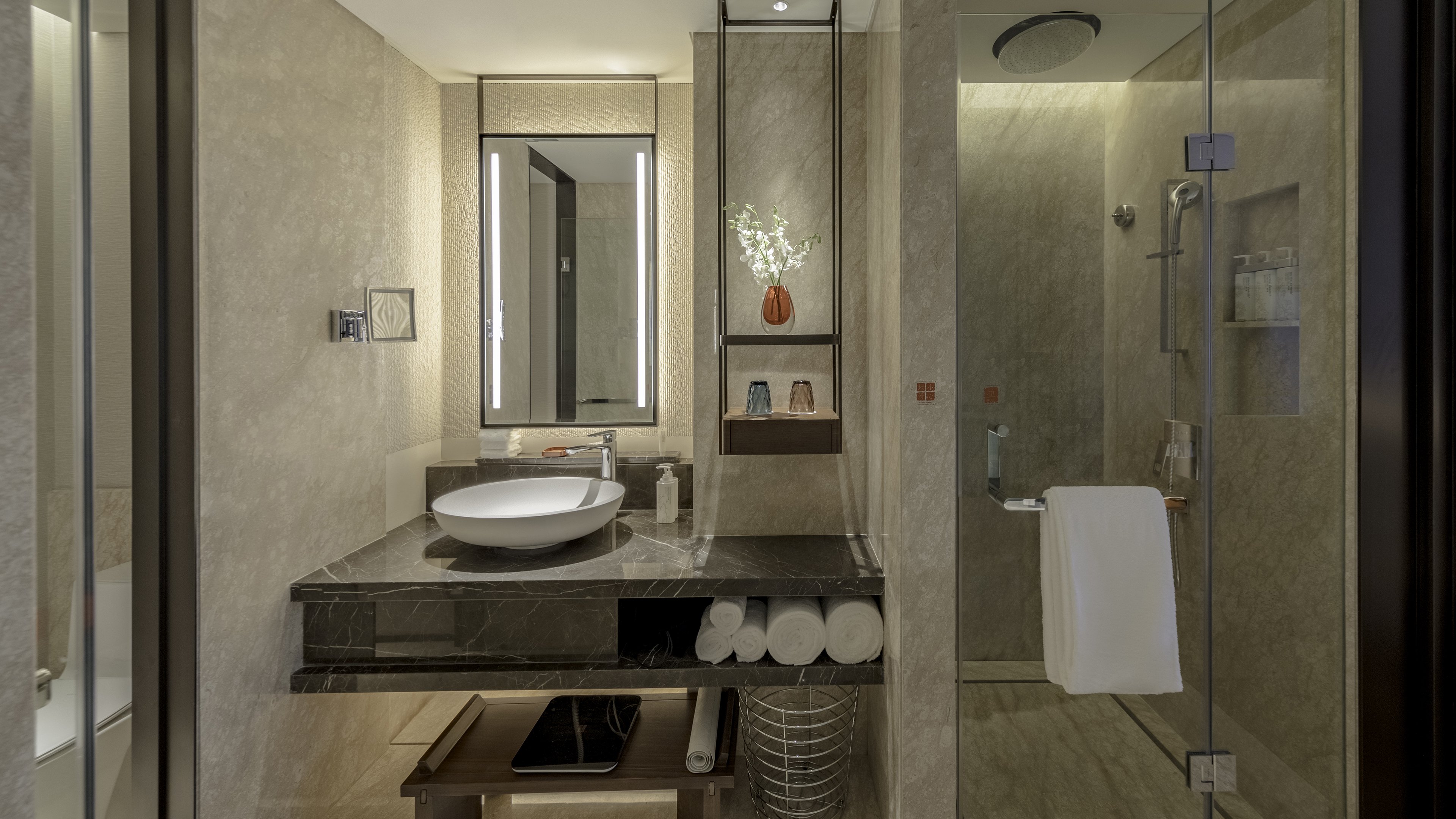 Hualuxe Beijing Xinan 53/55