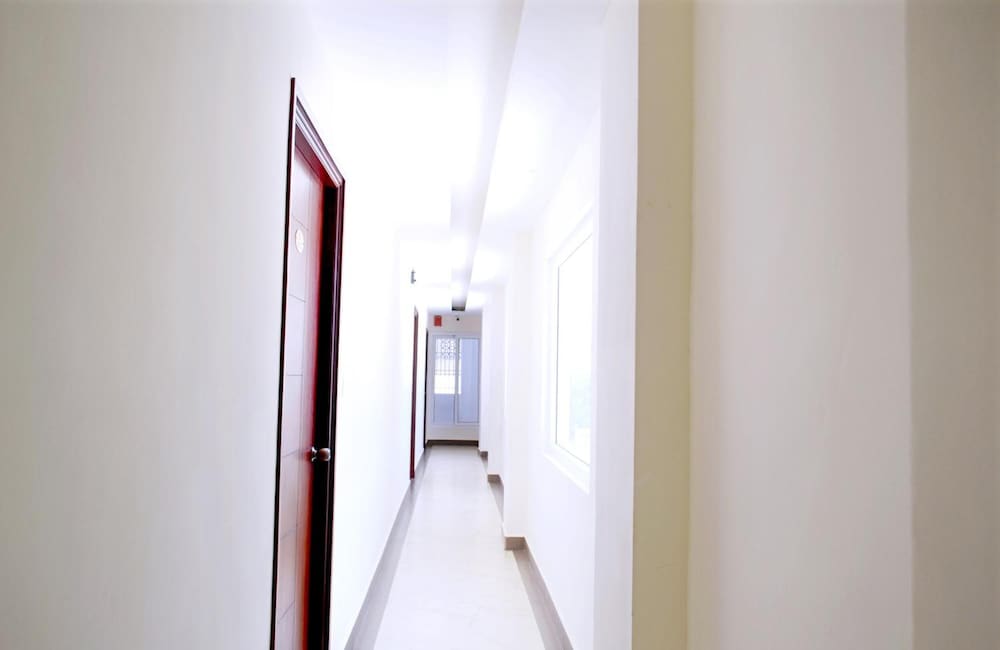 Hotel Tr Residency 16/22